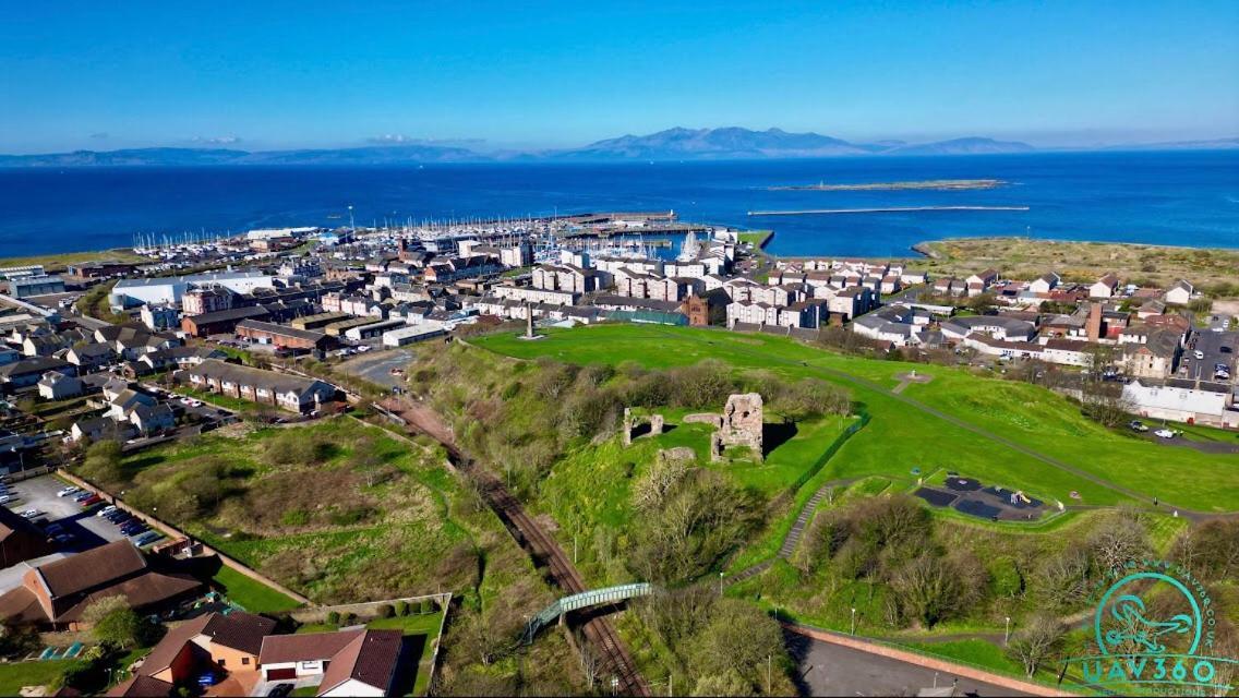 Arran Ferry Apartment Ардросън Екстериор снимка